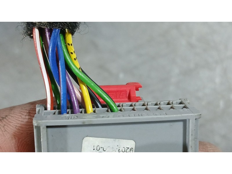 Recambio de retrovisor derecho para land rover range rover evoque (l551) 2.0 d150 mhev 4x4 referencia OEM IAM   