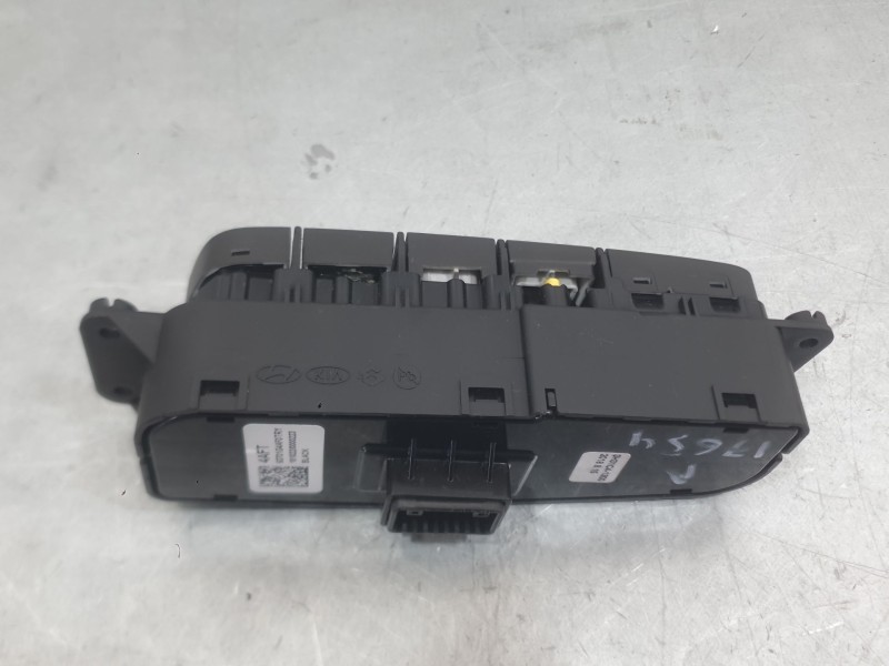 Recambio de mando multifuncion para hyundai i30 (pde, pd, pden) 1.0 t-gdi referencia OEM IAM 93770G4000RET  