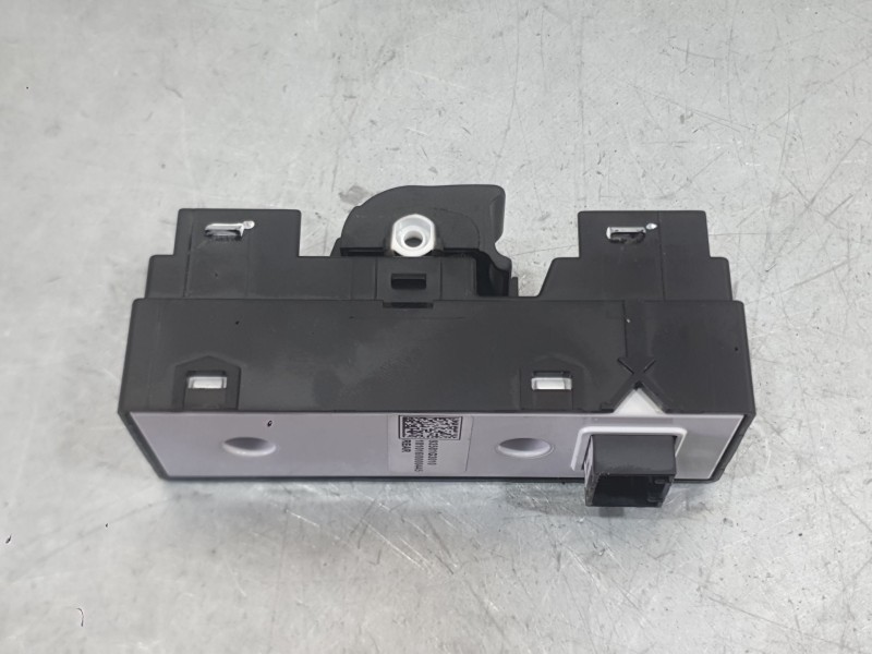 Recambio de mando elevalunas delantero derecho para hyundai i30 (pde, pd, pden) 1.0 t-gdi referencia OEM IAM 93576G3010PMP  