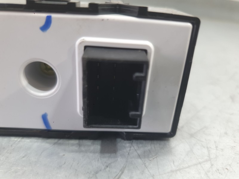 Recambio de mando elevalunas trasero derecho para hyundai i30 (pde, pd, pden) 1.0 t-gdi referencia OEM IAM 93576G3010PMP  