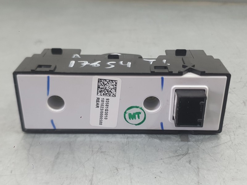 Recambio de mando elevalunas trasero izquierdo para hyundai i30 (pde, pd, pden) 1.0 t-gdi referencia OEM IAM 93576G3010PMP  