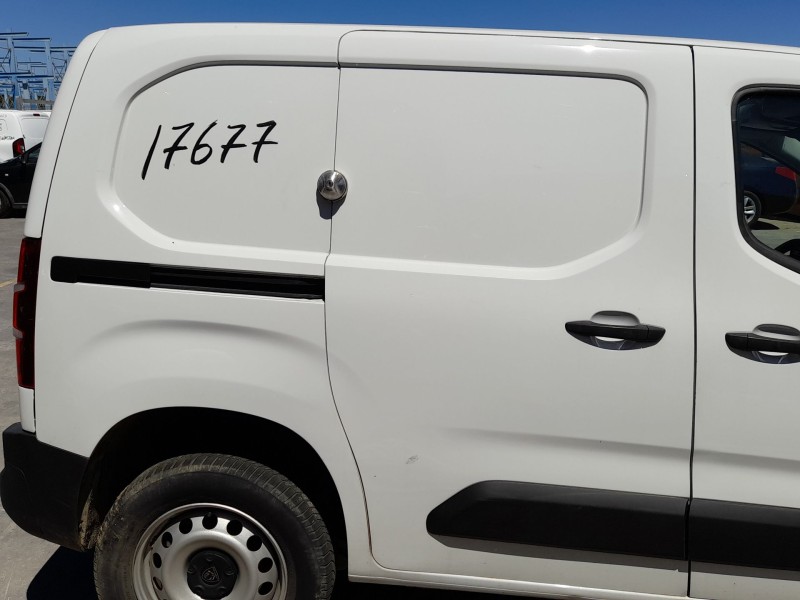 Recambio de puerta lateral corredera derecha para peugeot partner furgoneta/monovolumen (k9) 1.5 bluehdi 100 referencia OEM IAM 