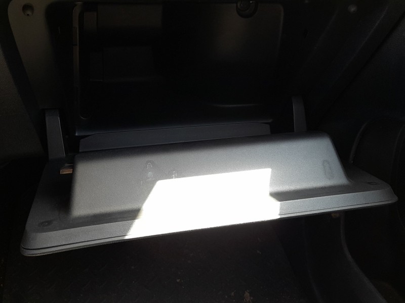 Recambio de guantera para peugeot partner furgoneta/monovolumen (k9) 1.5 bluehdi 100 referencia OEM IAM 16356872ZD  