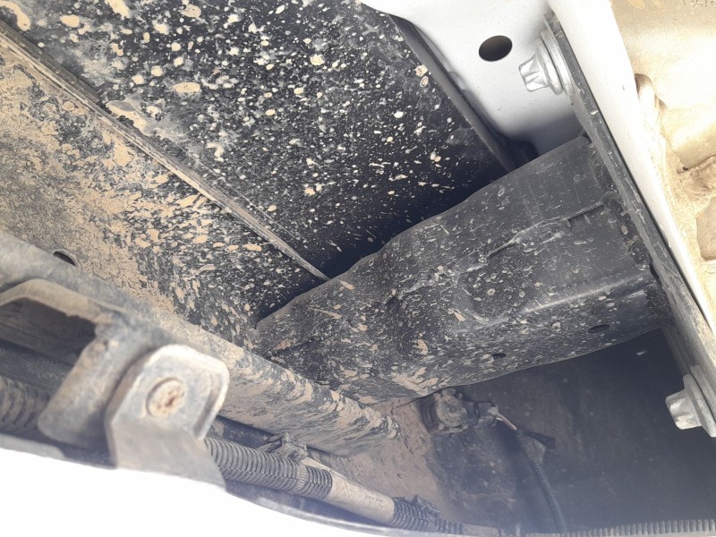 Recambio de refuerzo paragolpes trasero para peugeot partner furgoneta/monovolumen (k9) 1.5 bluehdi 100 referencia OEM IAM 98628