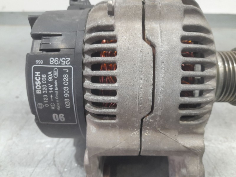 Recambio de alternador para audi a2 (8z0) 1.4 referencia OEM IAM 028903028J BOSCH 0123320038