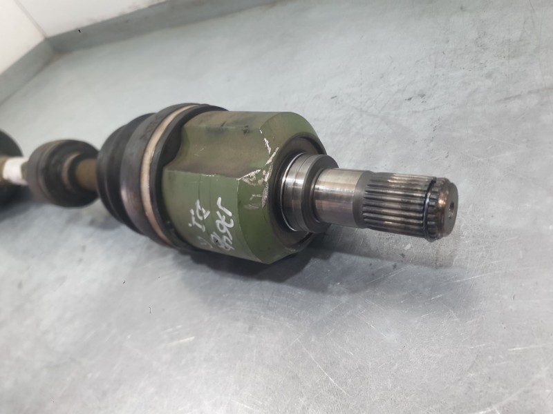 Recambio de transmision delantera izquierda para kia cerato i hatchback (ld) 2.0 crdi referencia OEM IAM 495012F400  
