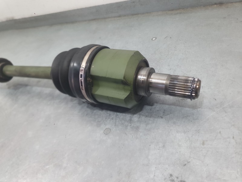 Recambio de transmision delantera derecha para kia cerato i hatchback (ld) 2.0 crdi referencia OEM IAM 495002F400  