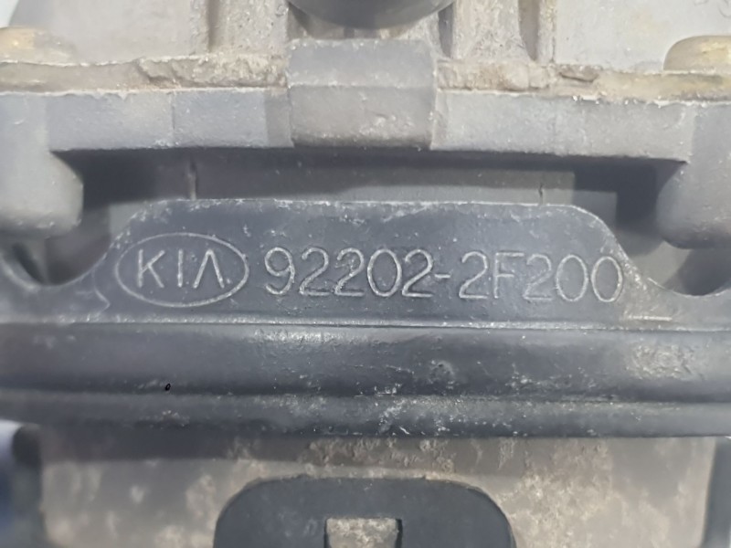 Recambio de faro antiniebla derecho para kia cerato i hatchback (ld) 2.0 crdi referencia OEM IAM 922022F000  
