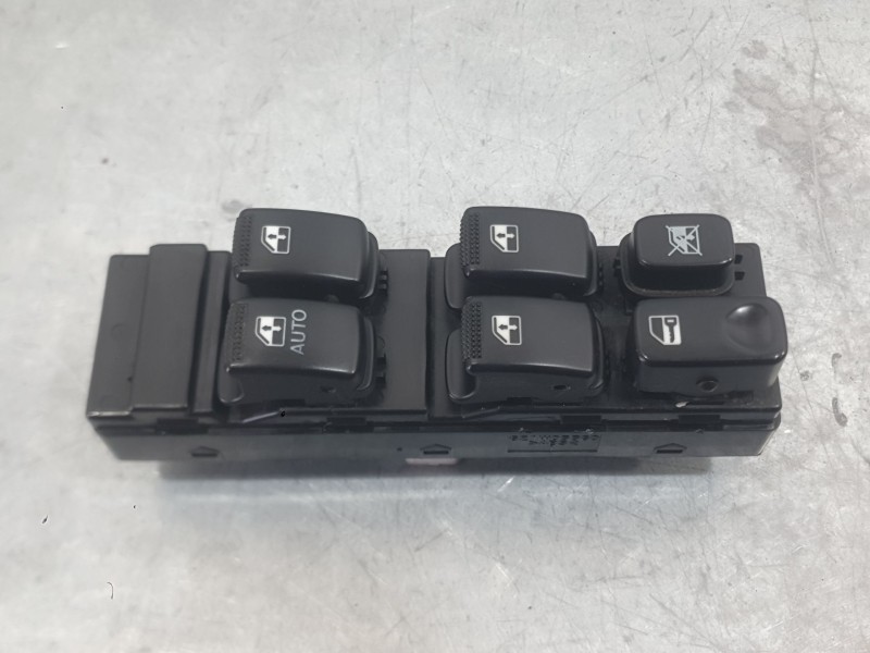 Recambio de mando elevalunas delantero izquierdo para kia cerato i hatchback (ld) 2.0 crdi referencia OEM IAM 935702F100GW  