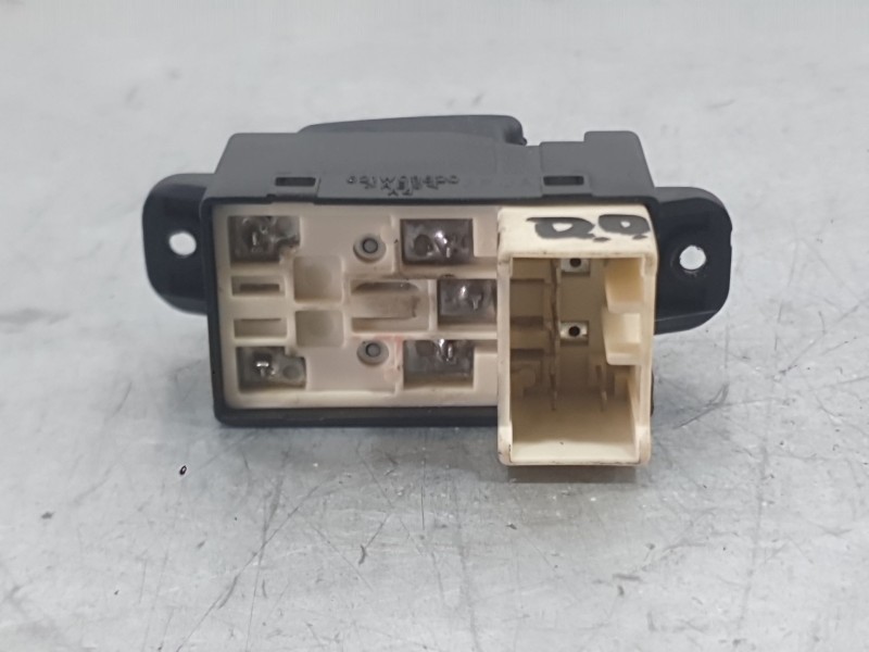 Recambio de mando elevalunas delantero derecho para kia cerato i hatchback (ld) 2.0 crdi referencia OEM IAM 935752F000GW  