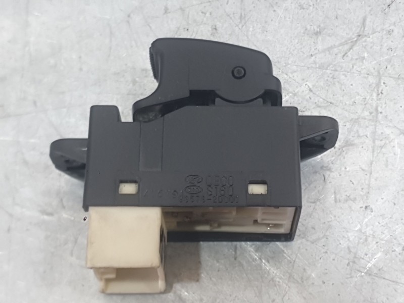 Recambio de mando elevalunas delantero derecho para kia cerato i hatchback (ld) 2.0 crdi referencia OEM IAM 935752F000GW  