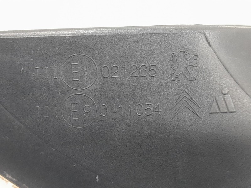 Recambio de retrovisor izquierdo para citroën c-elysée exclusive referencia OEM IAM E90411054 ROZADO ELECTRICO