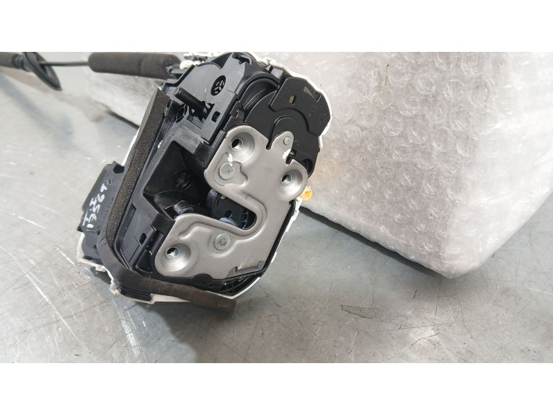 Recambio de cerradura puerta trasera izquierda para mg mg 3 (5lfp) mg3 1.5 referencia OEM IAM 11341606  
