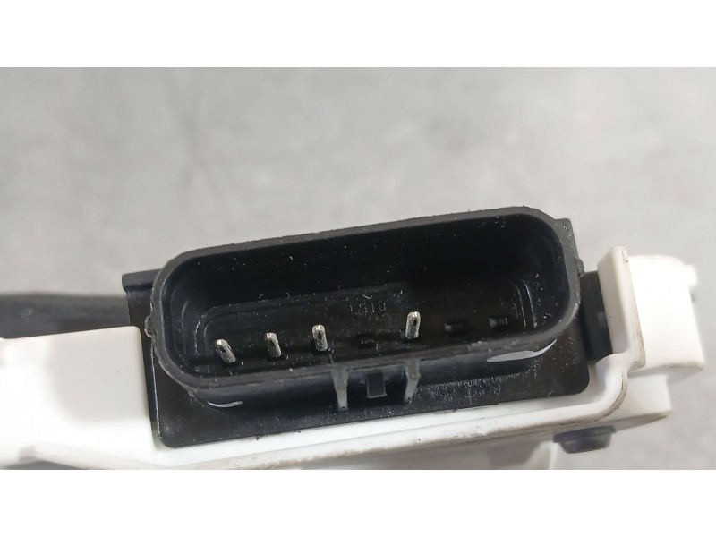 Recambio de cerradura puerta trasera izquierda para mg mg 3 (5lfp) mg3 1.5 referencia OEM IAM 11341606  