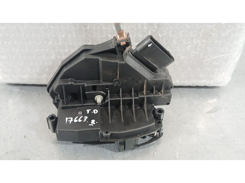 Recambio de cerradura puerta trasera derecha para ford mondeo v hatchback (ce) 2.0 tdci referencia OEM IAM BM5AA26412CG  C189891