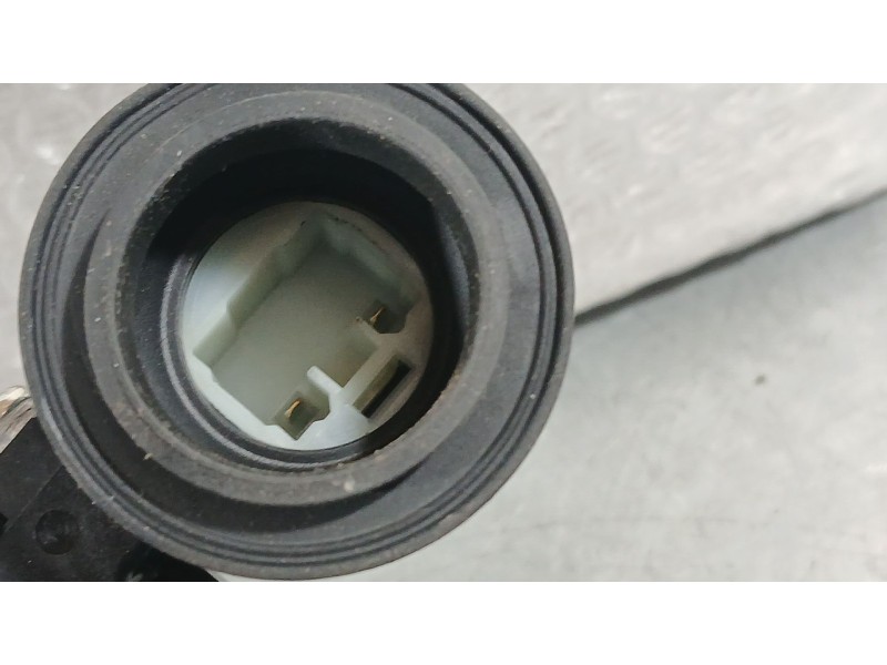 Recambio de elevalunas trasero derecho para nissan micra v (k14) 1.0 ig-t 100 referencia OEM IAM 827205FA6A  