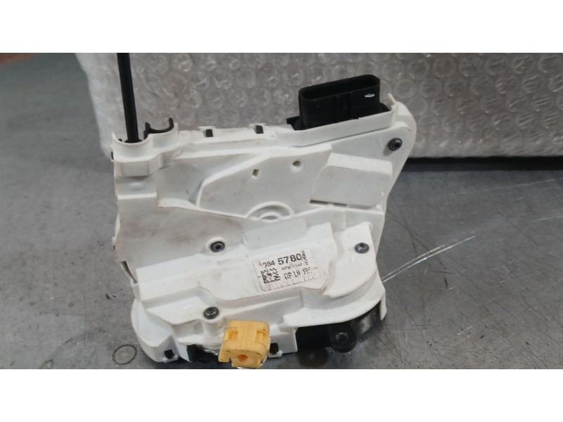 Recambio de cerradura puerta delantera izquierda para mg zs suv (azs1) 1.5 vti referencia OEM IAM 10640587  