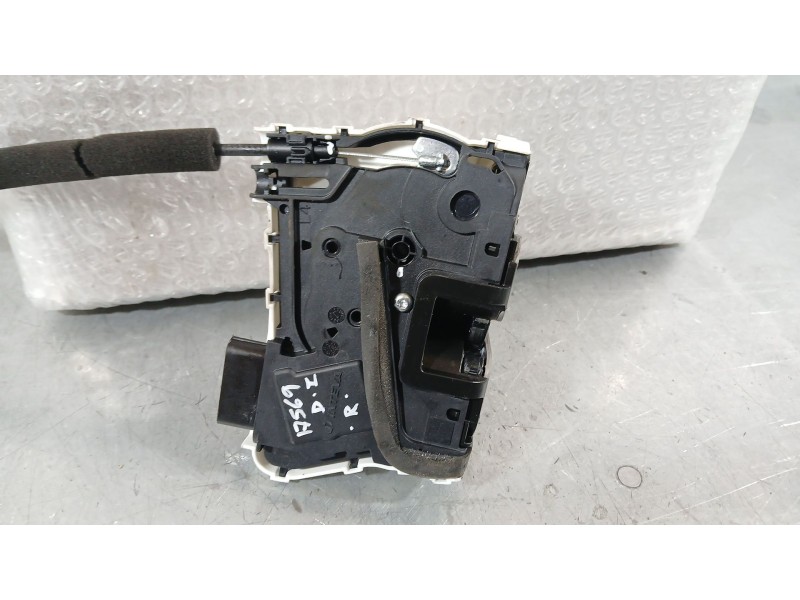 Recambio de cerradura puerta delantera izquierda para mg mg 3 (5lfp) mg3 1.5 referencia OEM IAM 11341604  