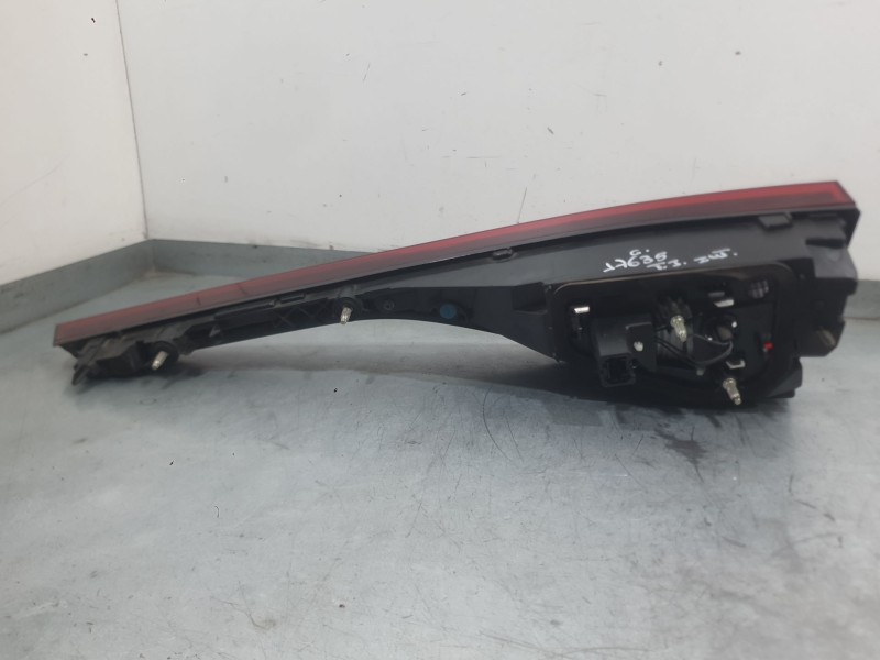 Recambio de piloto trasero izquierdo interior para renault megane iv hatchback (b9a/m/n_) 1.6 dci 130 (b9a4) referencia OEM IAM 