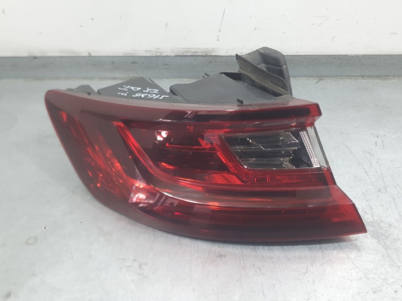 Recambio de piloto trasero izquierdo interior para renault megane iv hatchback (b9a/m/n_) 1.6 dci 130 (b9a4) referencia OEM IAM 