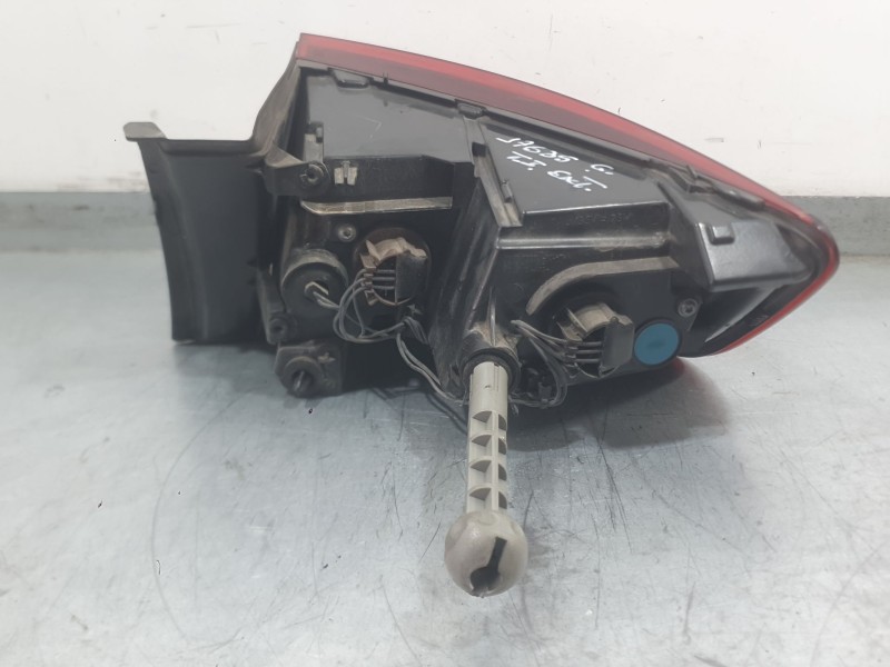 Recambio de piloto trasero izquierdo interior para renault megane iv hatchback (b9a/m/n_) 1.6 dci 130 (b9a4) referencia OEM IAM 