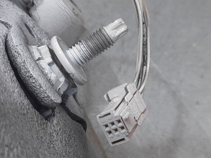 Recambio de retrovisor izquierdo para citroën c-elysée exclusive referencia OEM IAM E90411054 ROZADO ELECTRICO