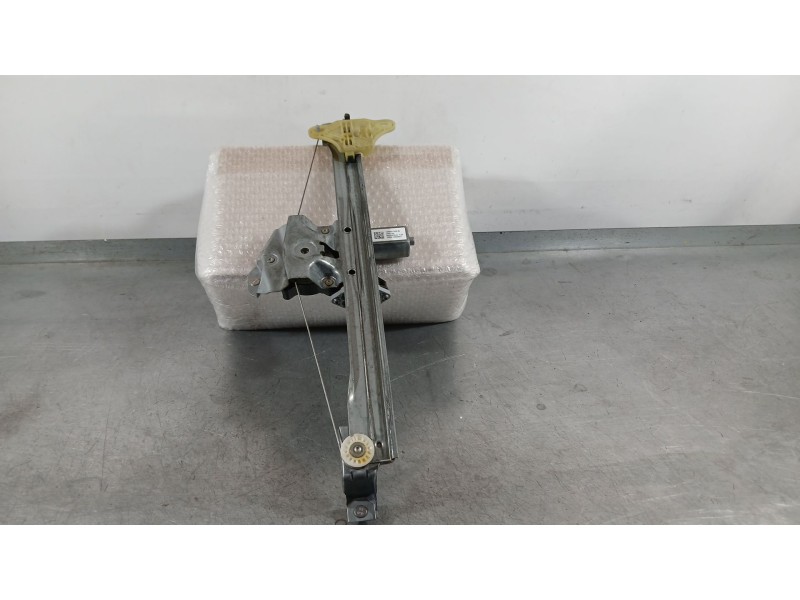 Recambio de elevalunas delantero izquierdo para renault captur i (j5_, h5_) 1.2 tce 120 referencia OEM IAM 807210269R  