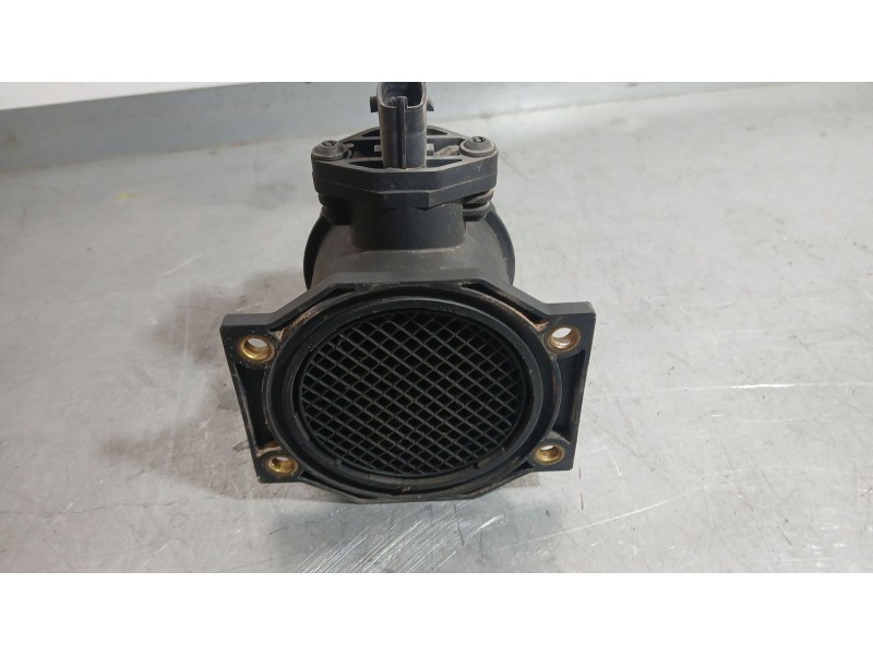 Recambio de caudalimetro para nissan primera berlina (p11) gx referencia OEM IAM 226807F425 0281002207 BOSCH