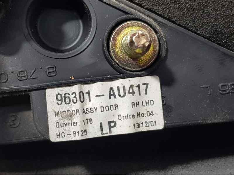 Recambio de retrovisor derecho para nissan primera berlina (p12) acenta referencia OEM IAM 96301AU417  ELECTRICO 5 CBLES