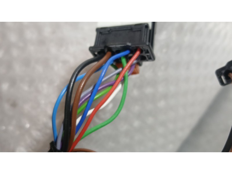 Recambio de retrovisor derecho para opel corsa f (p2jo) 1.2 (68) referencia OEM IAM 983758801T ELECTRICO C/LUZ CORTESÍA LED 