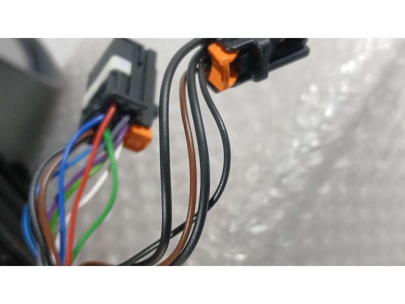 Recambio de retrovisor derecho para opel corsa f (p2jo) 1.2 (68) referencia OEM IAM 983758801T ELECTRICO C/LUZ CORTESÍA LED 