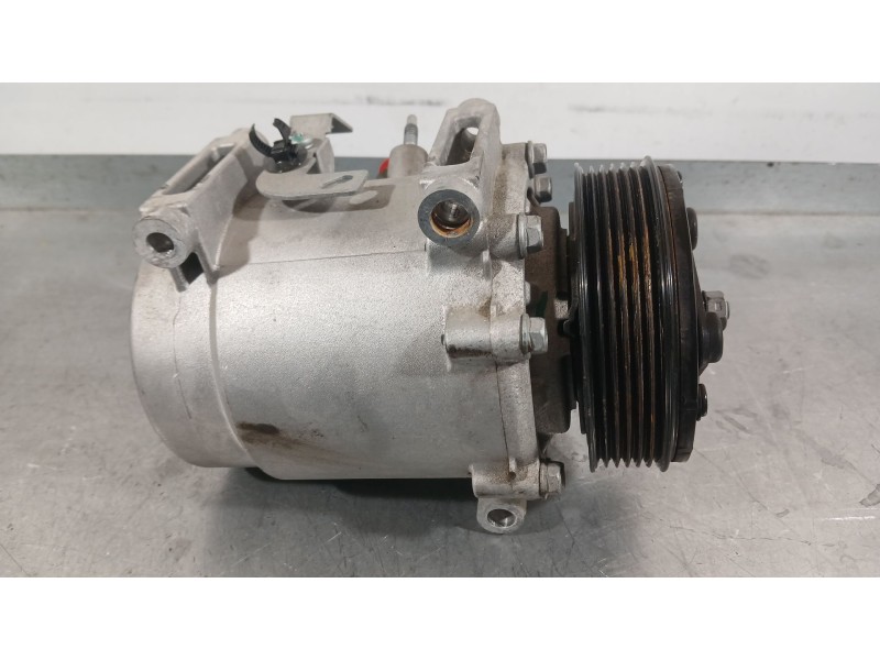 Recambio de compresor aire acondicionado para opel corsa f (p2jo) 1.2 (68) referencia OEM IAM 1666721780 9828684880 