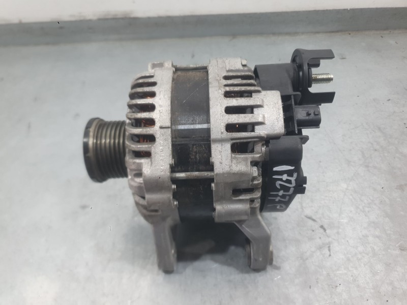 Recambio de alternador para nissan micra v (k14) 0.9 ig-t referencia OEM IAM 231005FN6A MITSUBISHI A5TE0181ZE
