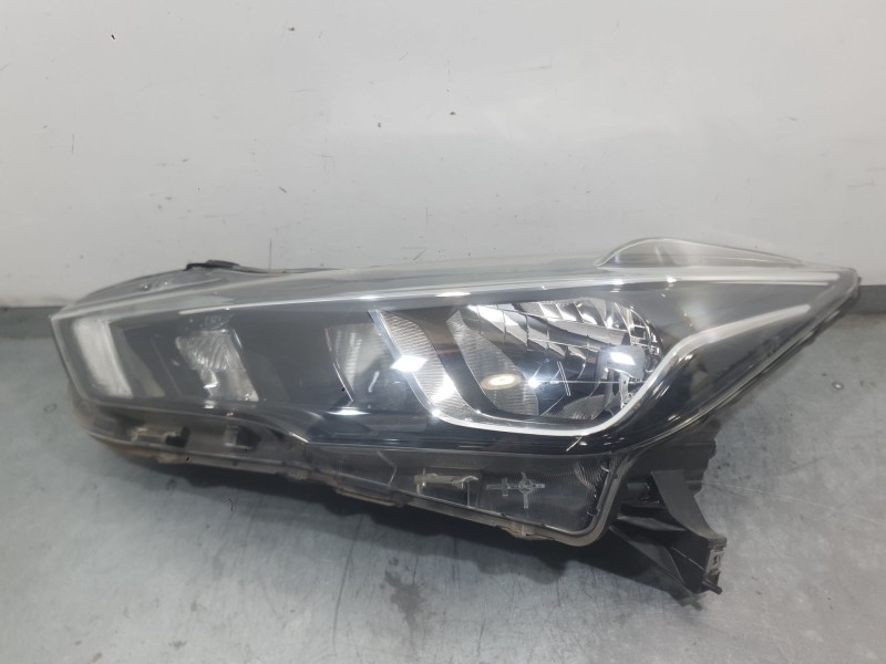 Recambio de faro izquierdo para nissan micra v (k14) 0.9 ig-t referencia OEM IAM 260605FA0A  