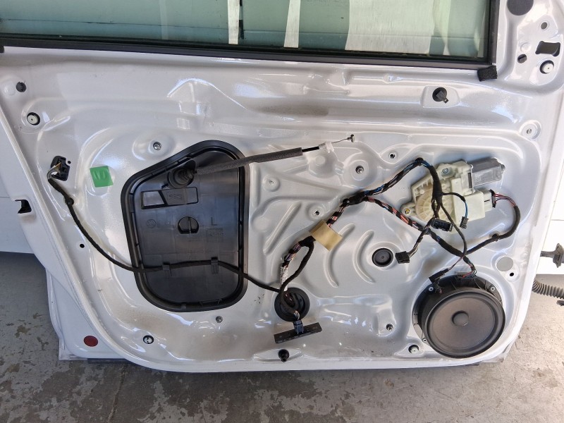 Recambio de elevalunas delantero izquierdo para skoda rapid spaceback (nh1) 1.2 tsi referencia OEM IAM 5JA837461A  