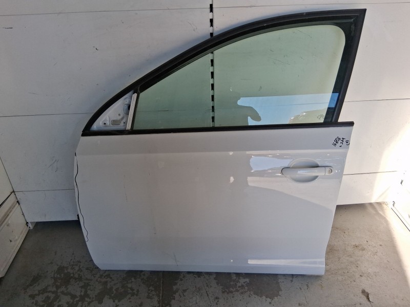 Recambio de puerta delantera izquierda para skoda rapid spaceback (nh1) 1.2 tsi referencia OEM IAM 5JA831055B ROZADA 