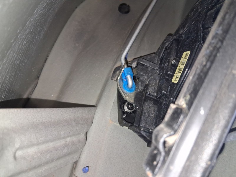 Recambio de cerradura puerta trasera derecha para kia stonic (yb) 1.0 t-gdi referencia OEM IAM 81420H8020  