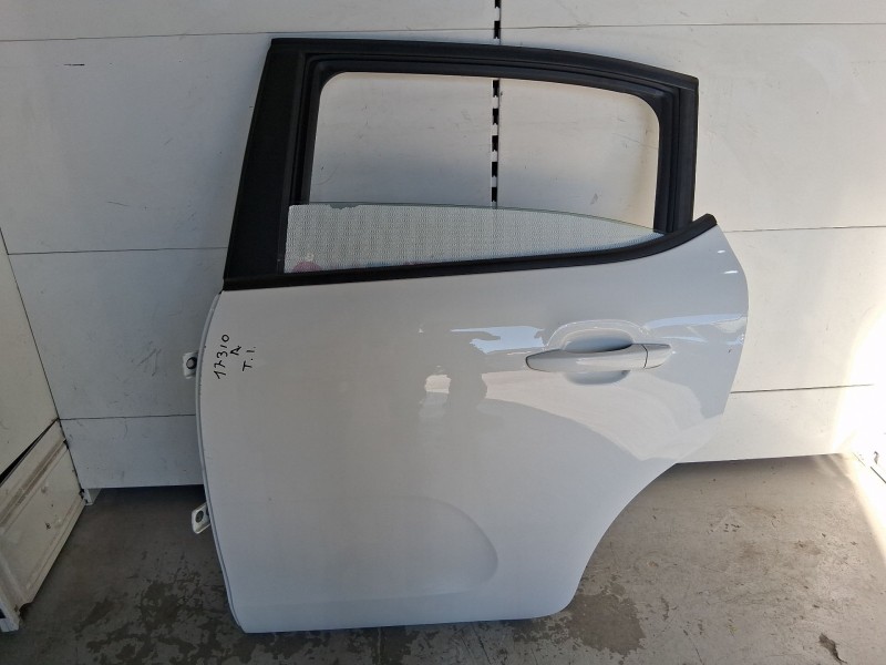 Recambio de puerta trasera izquierda para citroën c3 iii (sx) 1.5 bluehdi 100 (sxyhyp, sxyhtu) referencia OEM IAM 9812254980  