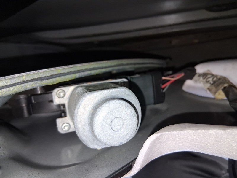Recambio de elevalunas trasero derecho para renault megane iv hatchback (b9a/m/n_) 1.6 dci 130 (b9a4) referencia OEM IAM 8272090