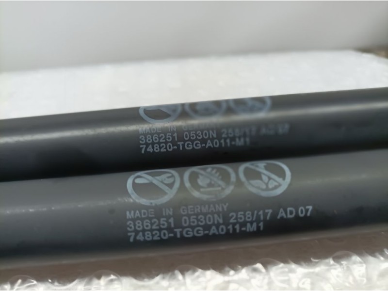 Recambio de amortiguadores maletero / porton para honda civic lim.5 (fk) 1.5 sport referencia OEM IAM 74820TGGA011M1  PAREJA