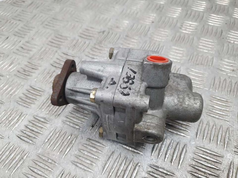 Recambio de bomba direccion para audi a8 (d2) 3.7 quattro referencia OEM IAM 7682955128  