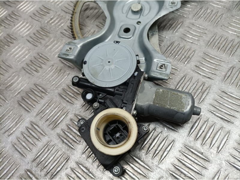 Recambio de elevalunas delantero izquierdo para toyota avensis (t27) active referencia OEM IAM 8570202020 961919100 ELECTRICO 10