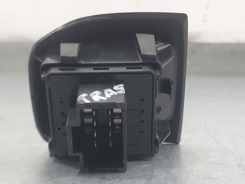 Recambio de mando elevalunas trasero derecho para citroën c-elysee (dd_) 1.5 bluehdi 100 referencia OEM IAM 96766662ZD  