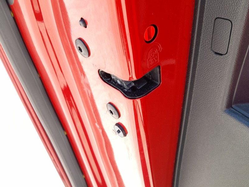 Recambio de cerradura puerta trasera izquierda para opel corsa f (p2jo) 1.2 (68) referencia OEM IAM 9844413080  