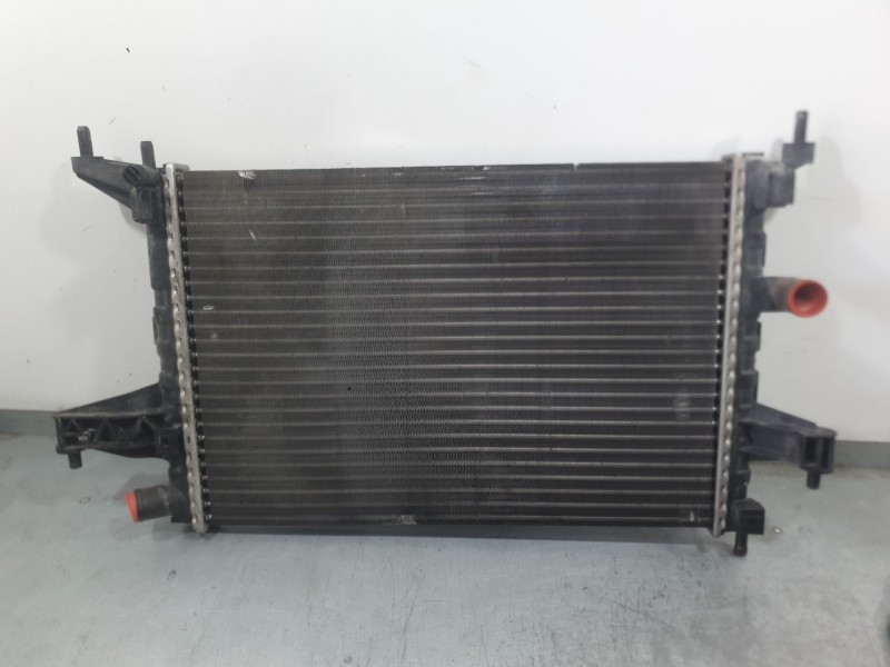 Recambio de radiador agua para opel corsa c (x01) 1.4 (f08, f68) referencia OEM IAM 95513833  