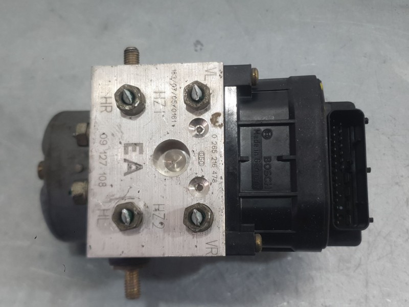 Recambio de abs para opel corsa c (x01) 1.4 (f08, f68) referencia OEM IAM 93172000  