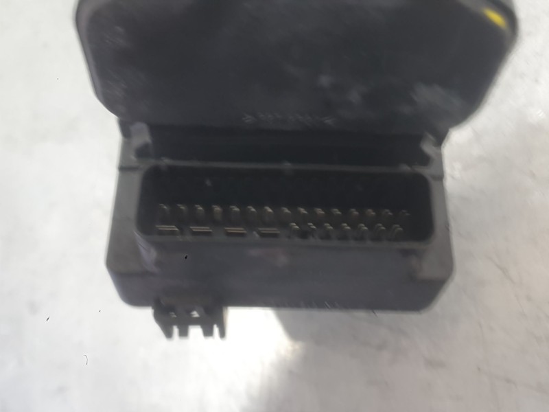 Recambio de abs para opel corsa c (x01) 1.4 (f08, f68) referencia OEM IAM 93172000  