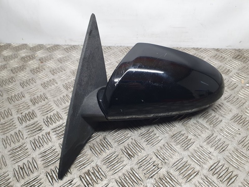 Recambio de retrovisor izquierdo para nissan primera berlina (p12) acenta referencia OEM IAM 96302AU419  ELECTRICO