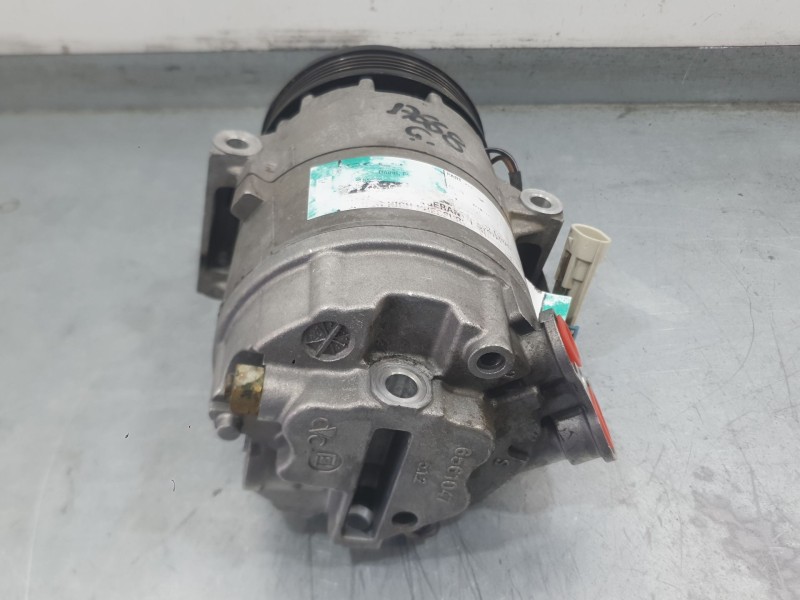 Recambio de compresor aire acondicionado para opel corsa c (x01) 1.4 (f08, f68) referencia OEM IAM 93168631  