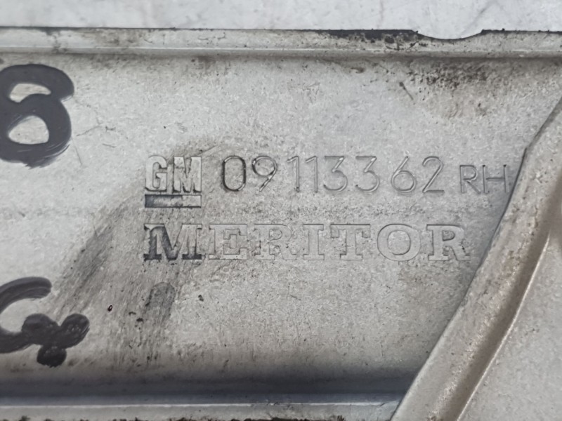 Recambio de elevalunas delantero derecho para opel corsa c (x01) 1.4 (f08, f68) referencia OEM IAM 93186825  
